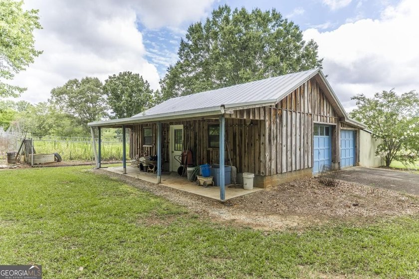 Escape to your own private masterpiece at 8457 Lower Thomaston - photo 9