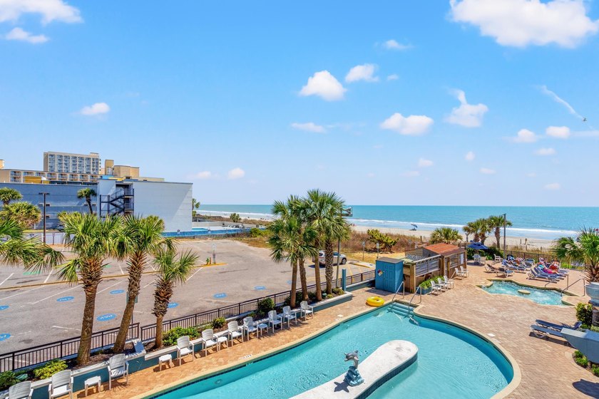 Wake up to oceanfront views in this fully furnished efficiency - photo 28