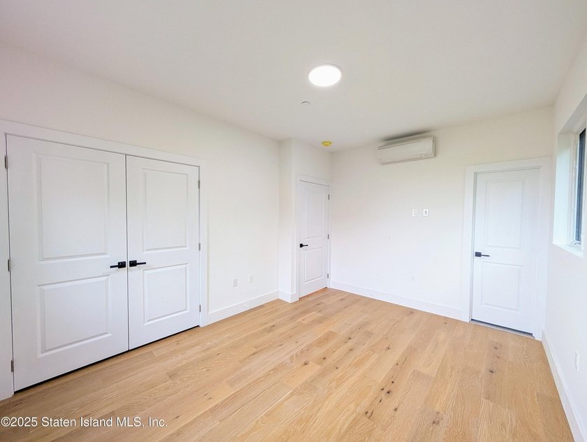 Experience modern living in this beautiful new construction - photo 9