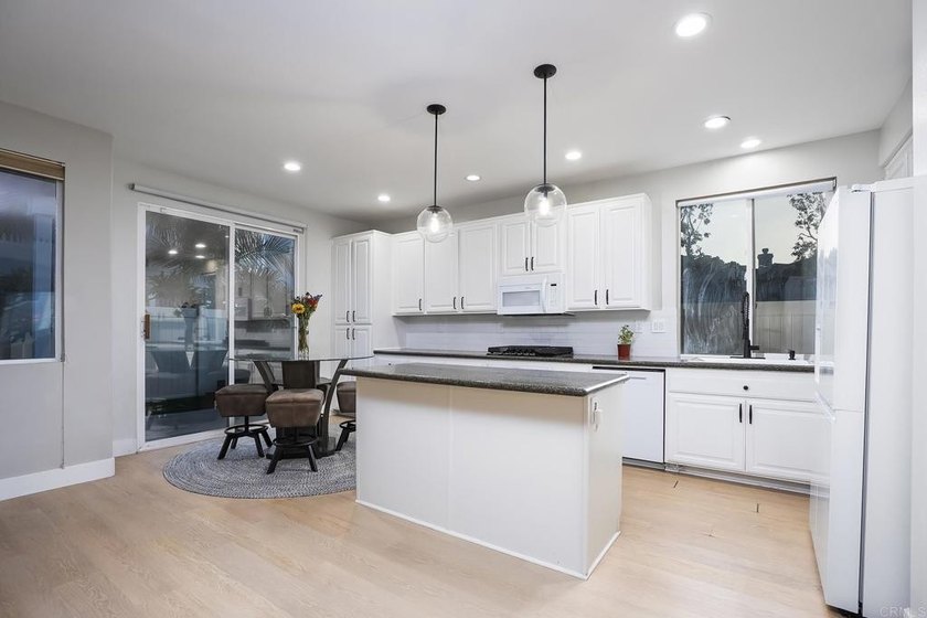 Welcome to the highly sought-after Bridgeport community in - photo 10