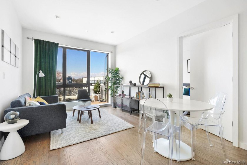 Experience this Bushwick gem featuring contemporary modern - photo 2