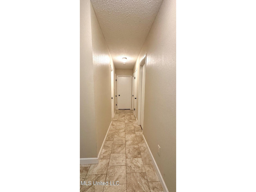 This is the opportunity to own a beautiful all-brick 5-bedroom - photo 15
