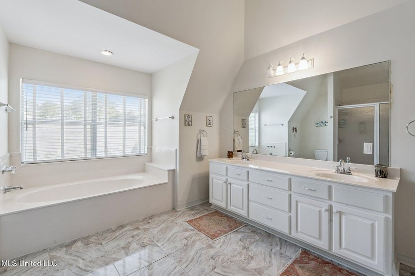 Glorious waterfront property in Pass Christian! This three - photo 16