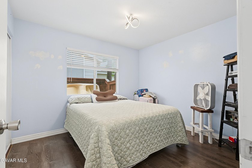 Welcome to this beautifully maintained Stoneridge residence in - photo 10