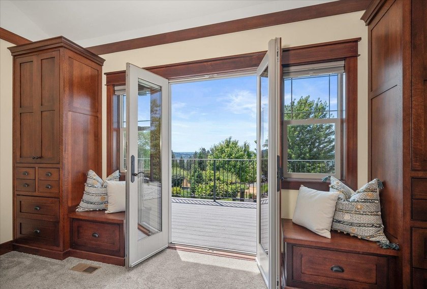 Set at the top of gated Broadmoor Estates, one of the area's - photo 20
