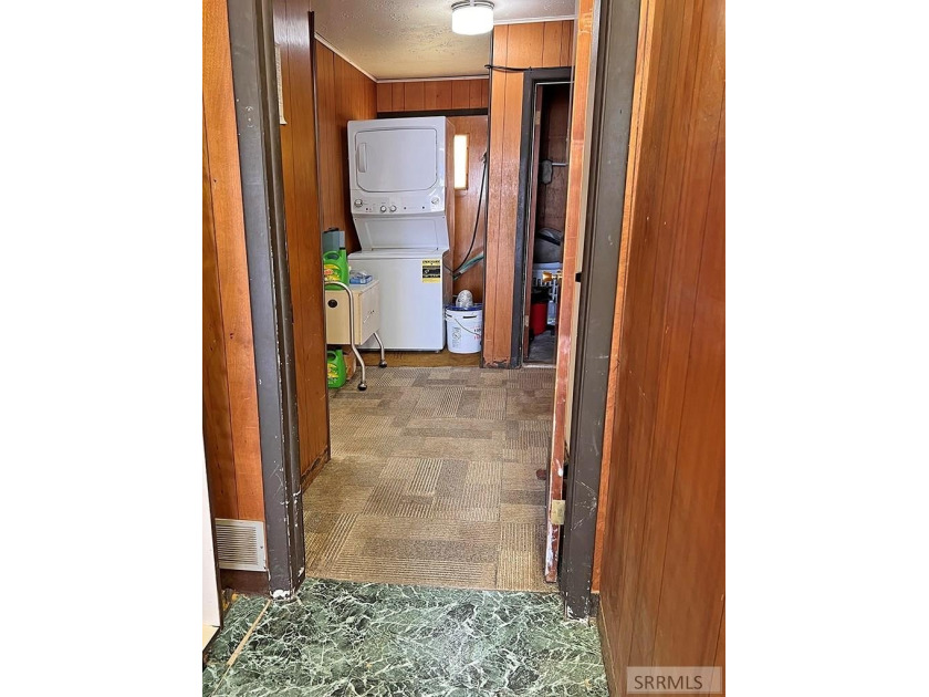 PRIME COMMERCIAL OPPORTUNITY - GREAT COMMERCIAL BUILDING ON - photo 29