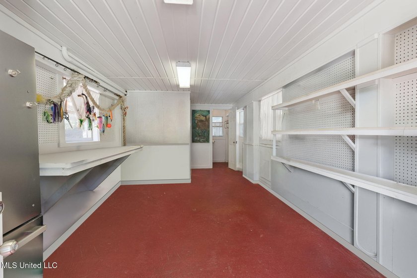 Glorious waterfront property in Pass Christian! This three - photo 30