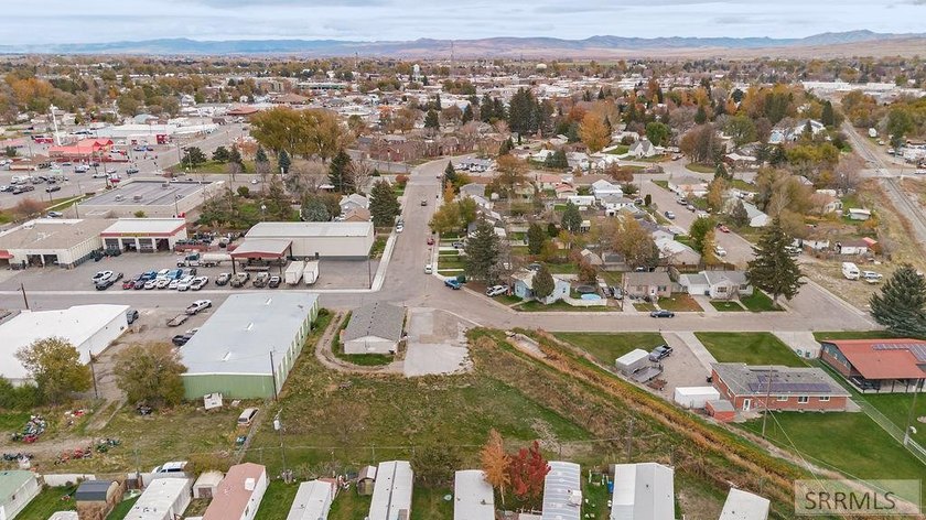 PRIME COMMERCIAL OPPORTUNITY - GREAT COMMERCIAL BUILDING ON - photo 34