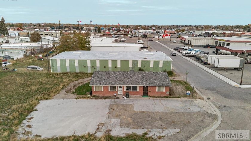 PRIME COMMERCIAL OPPORTUNITY - GREAT COMMERCIAL BUILDING ON - photo 35