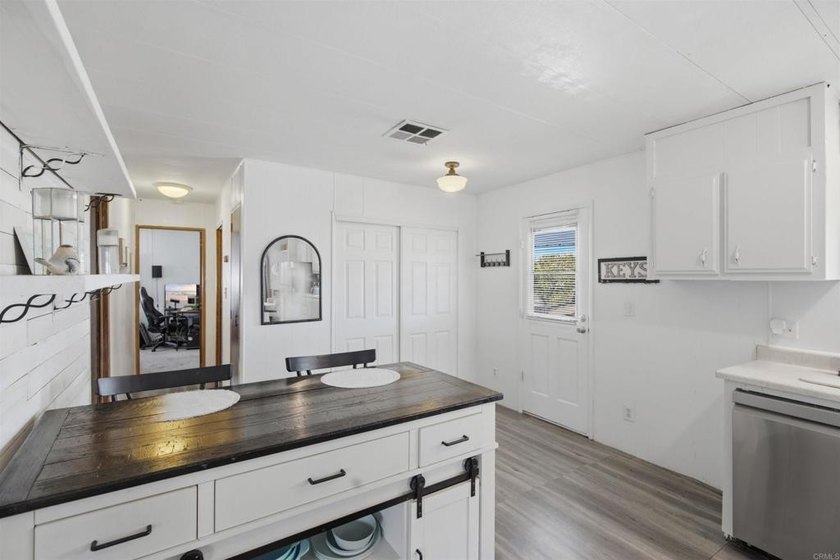 Welcome to Grandview Terrace, one of North County San Diego's - photo 8