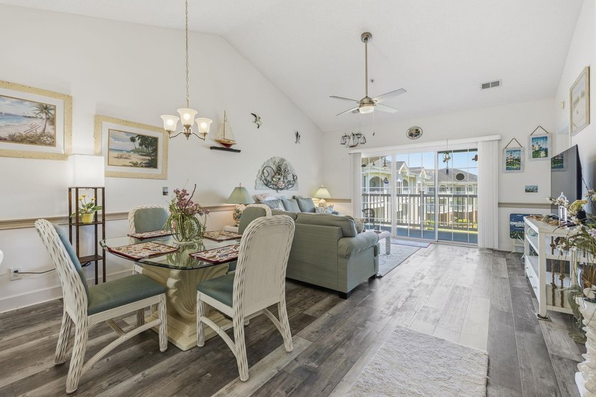 This is an incredible opportunity to own a beautiful condo with - photo 11