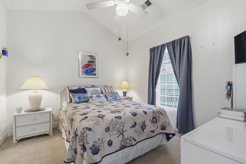 This is an incredible opportunity to own a beautiful condo with - photo 22