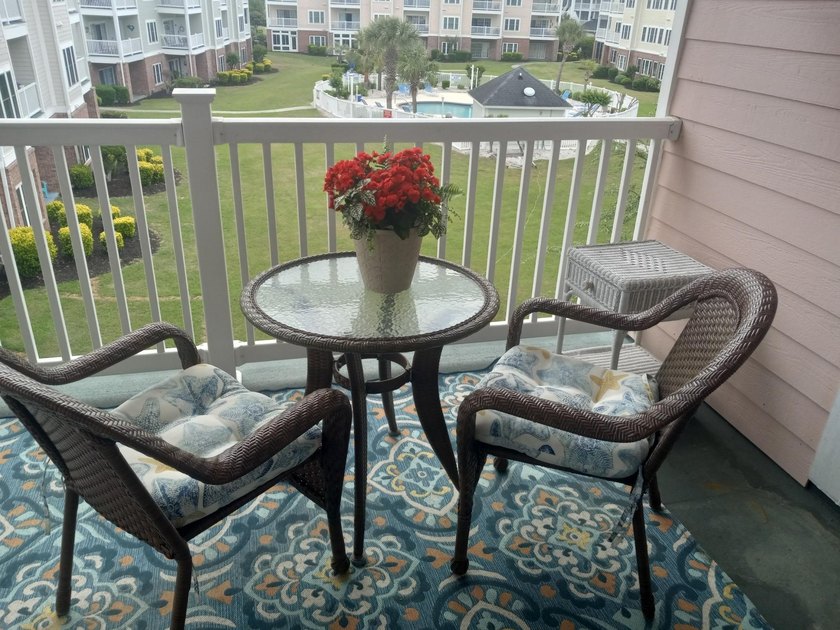 This is an incredible opportunity to own a beautiful condo with - photo 26