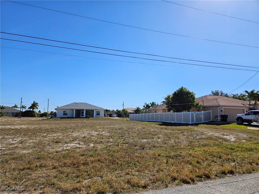 BUILDERS and INVESTORS!! PERFECT LOCATION!! VACANT LOT ACROSS - photo 3