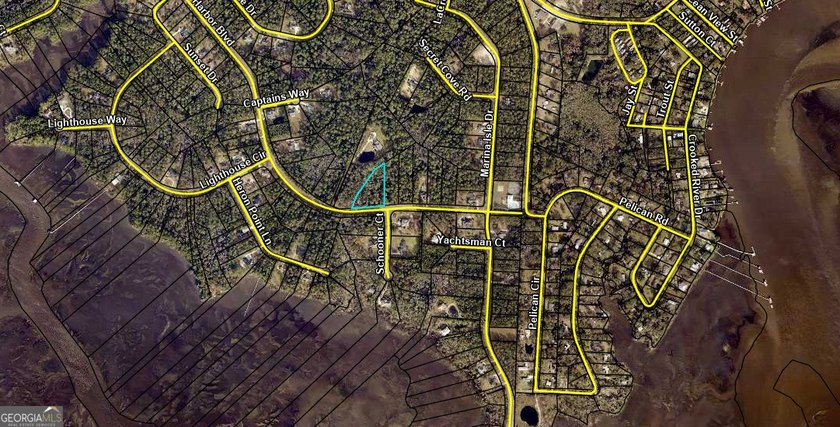 Highly Motivated Seller. Make us an offer! THIS SIZABLE HOME - photo 3