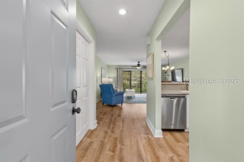 Enjoy the vacation lifestyle in this 2-bedroom, 2-bath villa at - photo 3