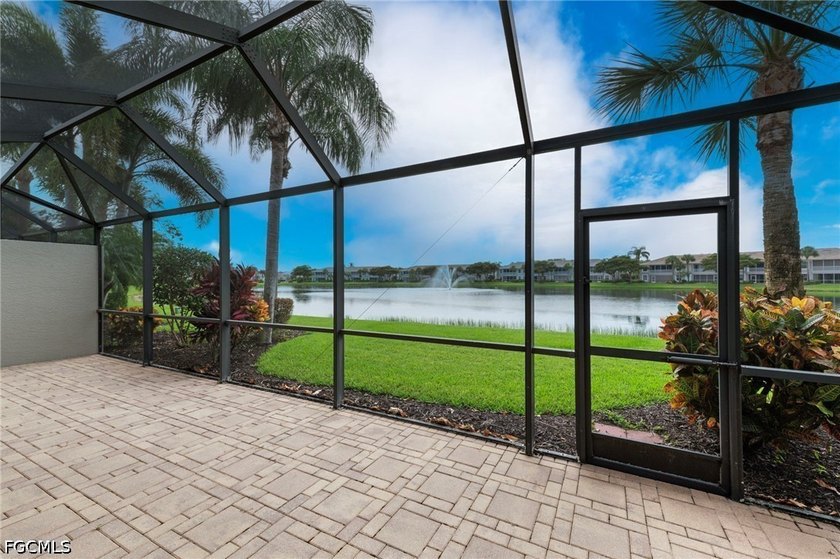 Wake up to gentle water views and soft morning light spilling - photo 21
