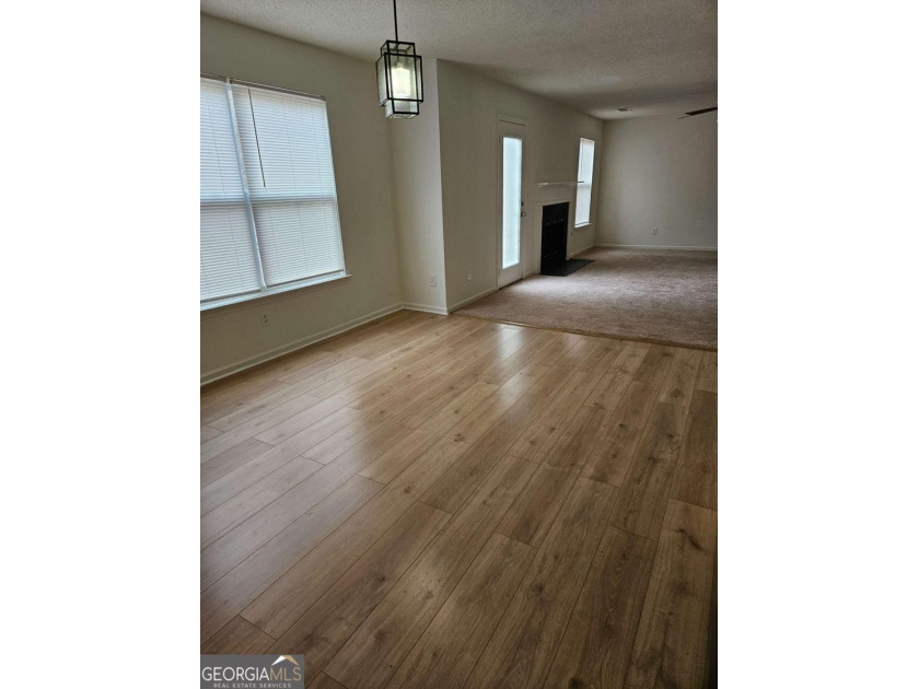 Welcome to this beautifully refreshed 4-bedroom, 2.5-bath home - photo 4