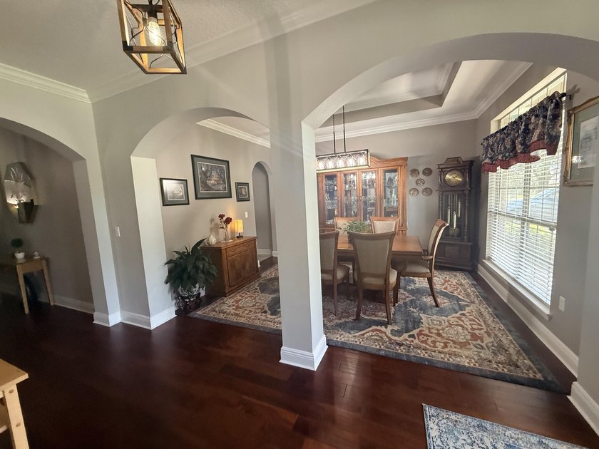 Remarkably designed one story home situated on a large preserve - photo 5