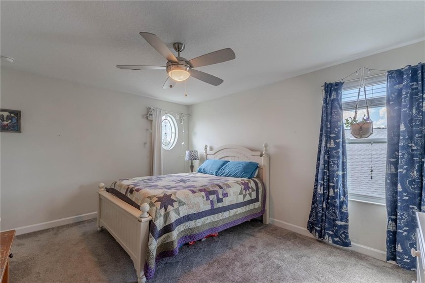 Six Bedroom upgraded smart home in gated community with pool - photo 38