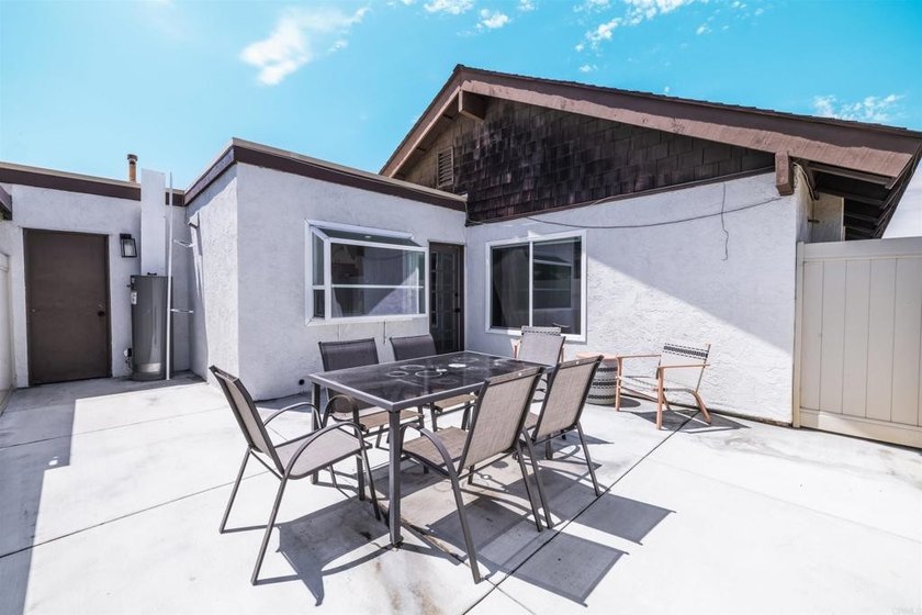 Move right into this beautifully maintained 2-bedroom - photo 10