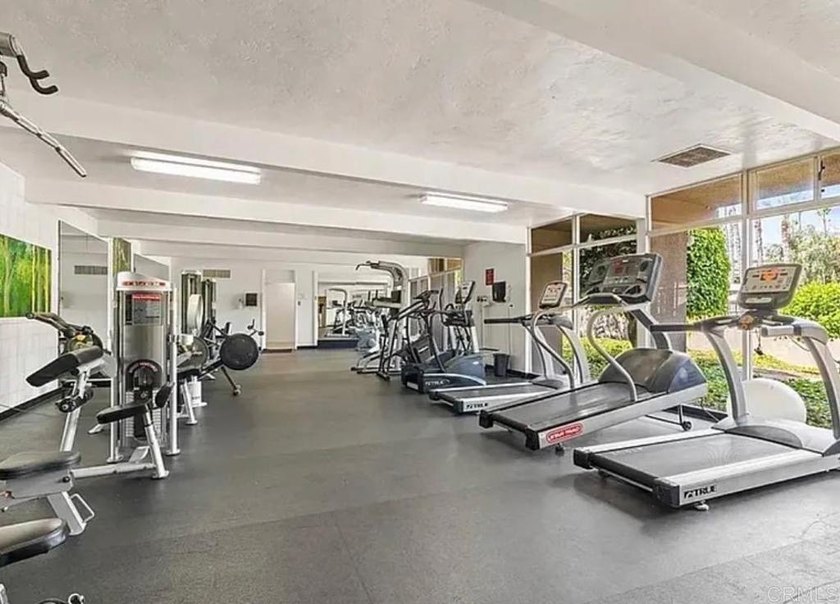 This studio unit sits in the heart of the Pacific Isle community - photo 6