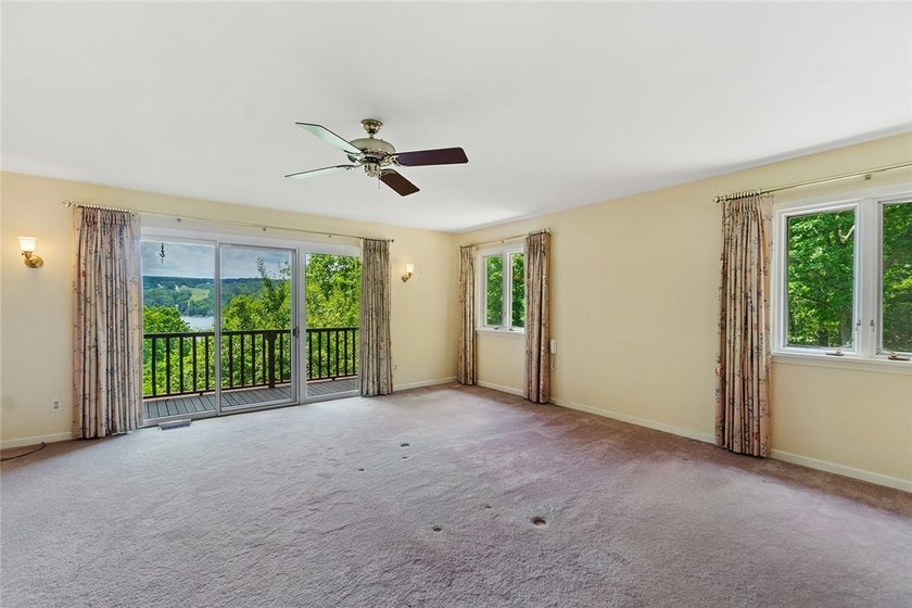 Quintessential West Bluff Drive on Keuka Lake. Nestled among the - photo 14