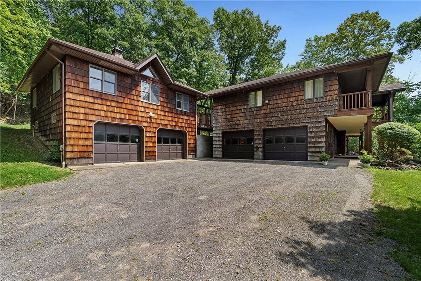 Quintessential West Bluff Drive on Keuka Lake. Nestled among the - photo 25