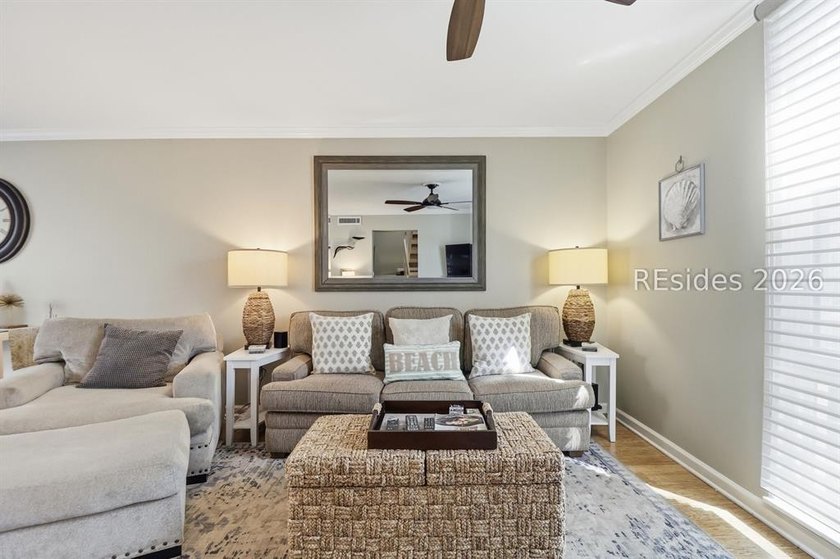 Terrific 2 bedroom/2 bath villa just steps from the beach! This - photo 6