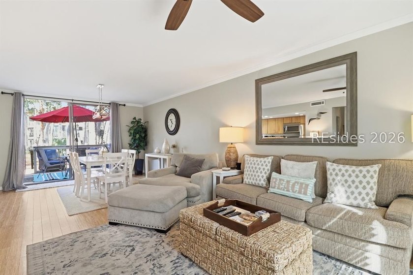Terrific 2 bedroom/2 bath villa just steps from the beach! This - photo 7