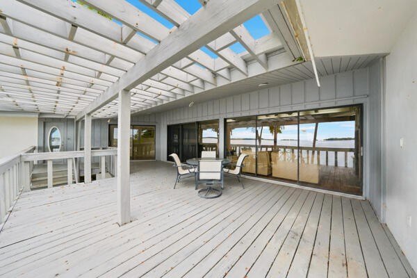 Experience the ultimate Florida Keys waterfront lifestyle in - photo 32
