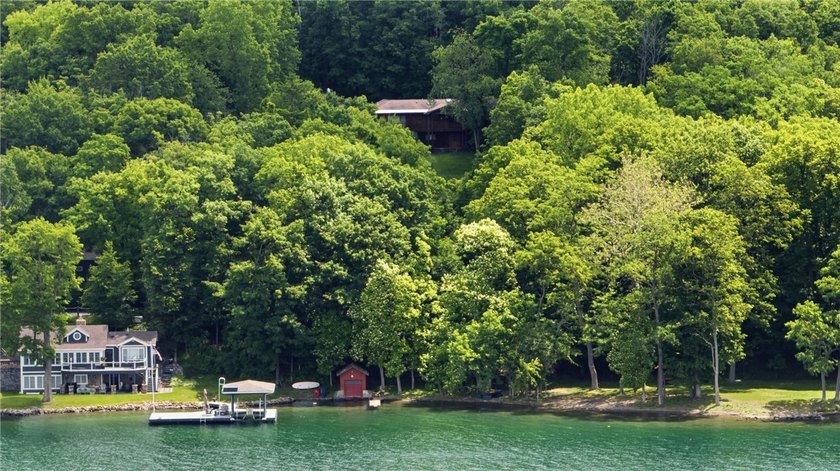 Quintessential West Bluff Drive on Keuka Lake. Nestled among the - photo 37