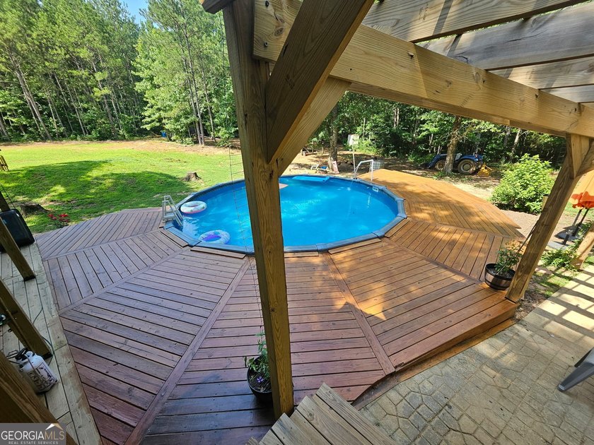 Not everyone is searching for a cookie cutter home. Some, like - photo 3