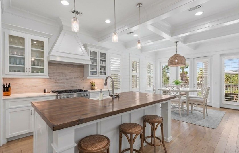 Discover unmatched luxury in this stunning three story retreat - photo 9