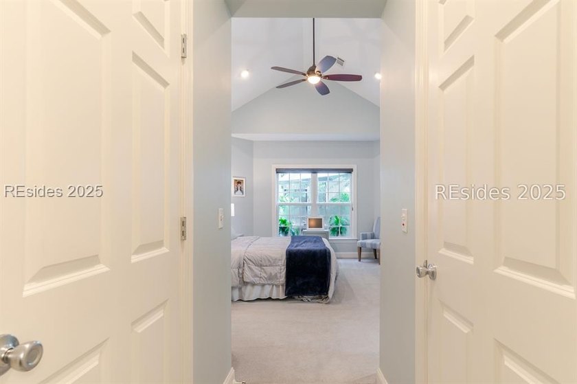 This stunning, end-unit townhome features a grand two-story - photo 18