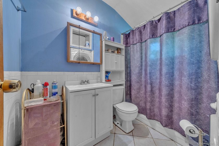 Handyman special and investor opportunity in the heart of - photo 6