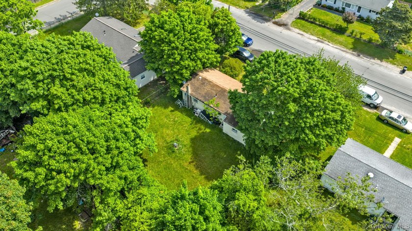 Handyman special and investor opportunity in the heart of - photo 8