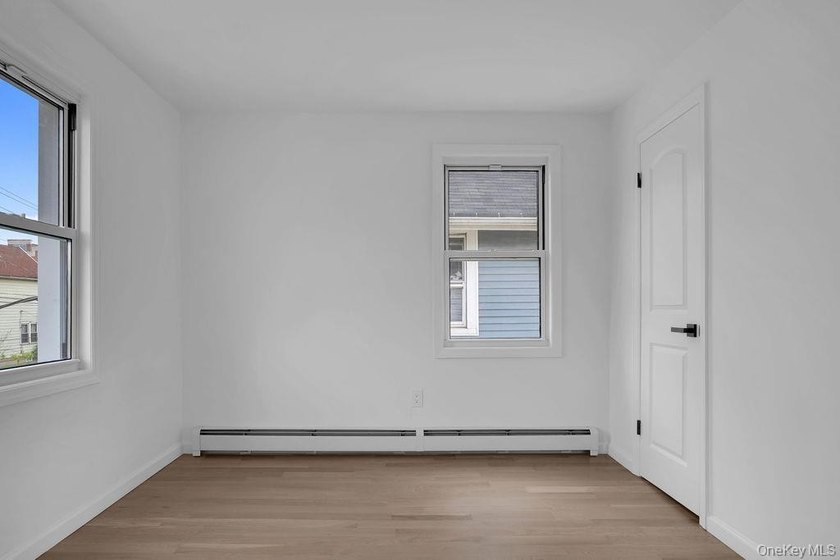 Charming Starter Home - Fully Renovated &amp; Move-In Ready This - photo 6