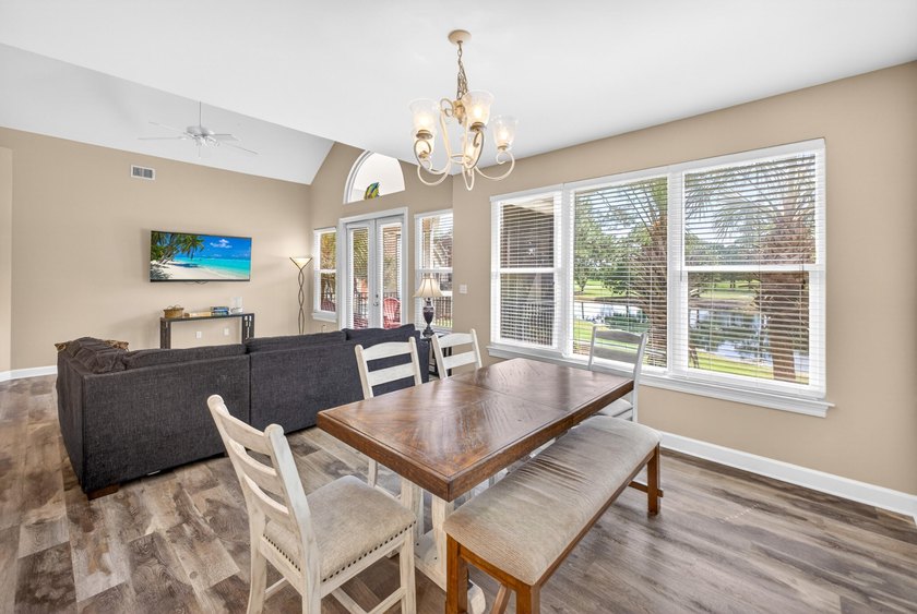 Immaculate and beautifully maintained, this fully furnished - photo 9
