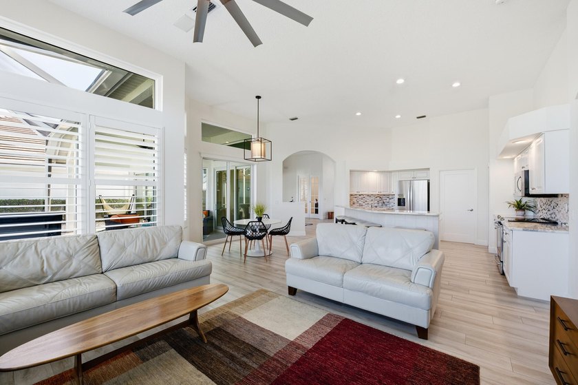 100% Move-In Ready! Beautifully updated and bright Monarch - photo 16
