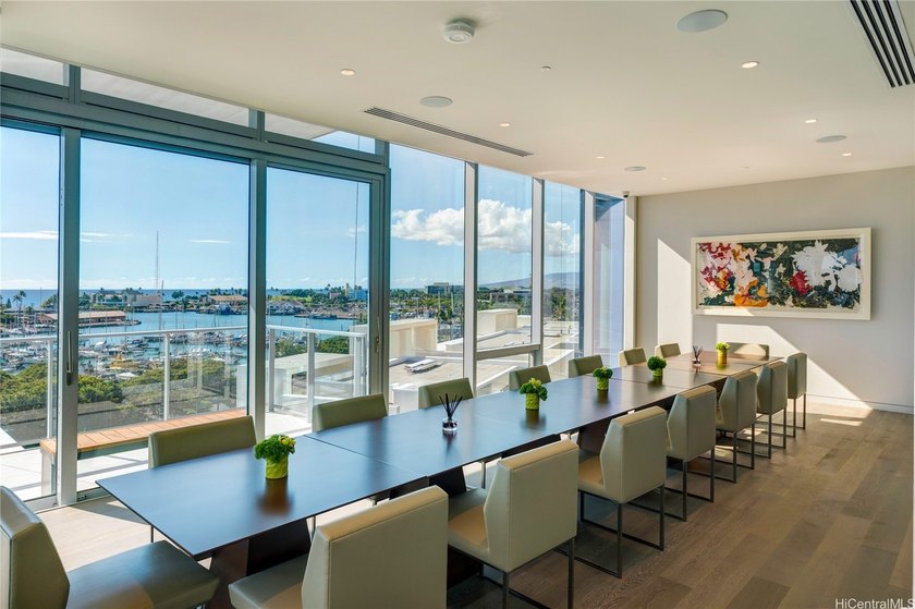 A rare 1-bedroom residence featuring 2 full bathrooms, this - photo 17