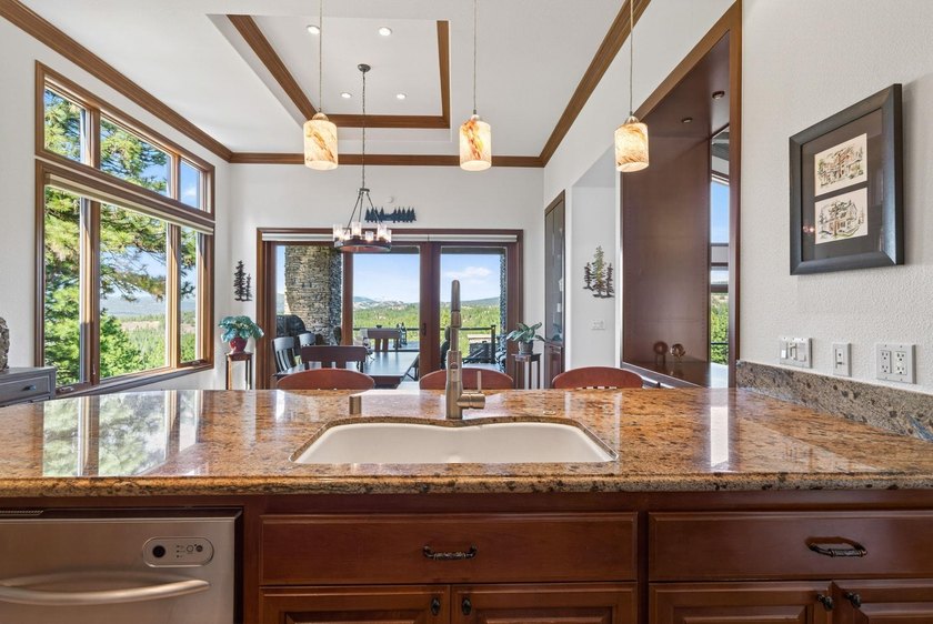 TIMELESS.... ELEGANCE...Meets Mountain Majesty in this Stunning - photo 26