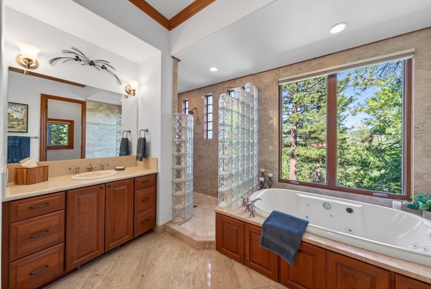 TIMELESS.... ELEGANCE...Meets Mountain Majesty in this Stunning - photo 31
