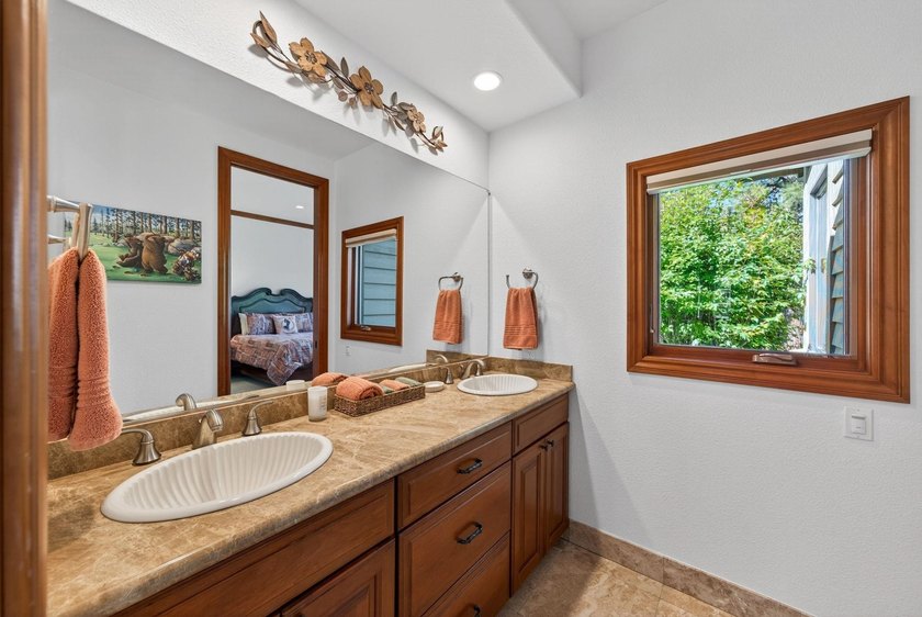 TIMELESS.... ELEGANCE...Meets Mountain Majesty in this Stunning - photo 35
