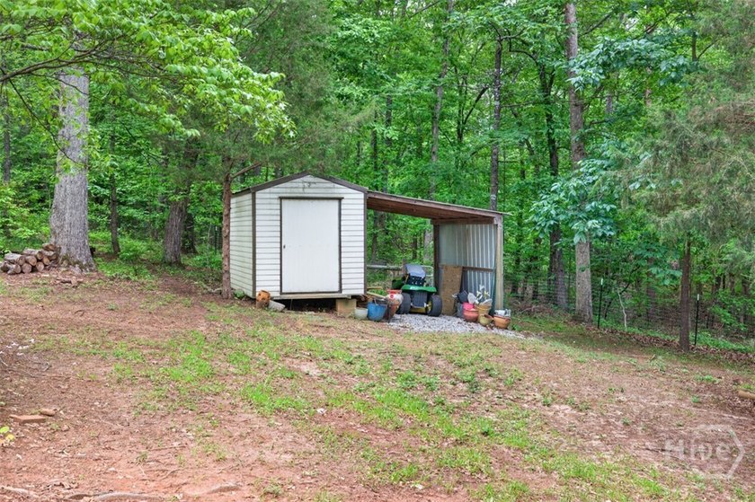 Move-in ready home with beautiful Lake Hartwell view and major - photo 38