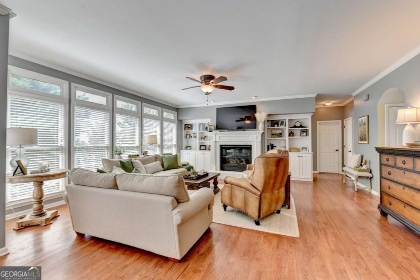 Discover your dream home in Hampton Golf Village! This stunning - photo 6