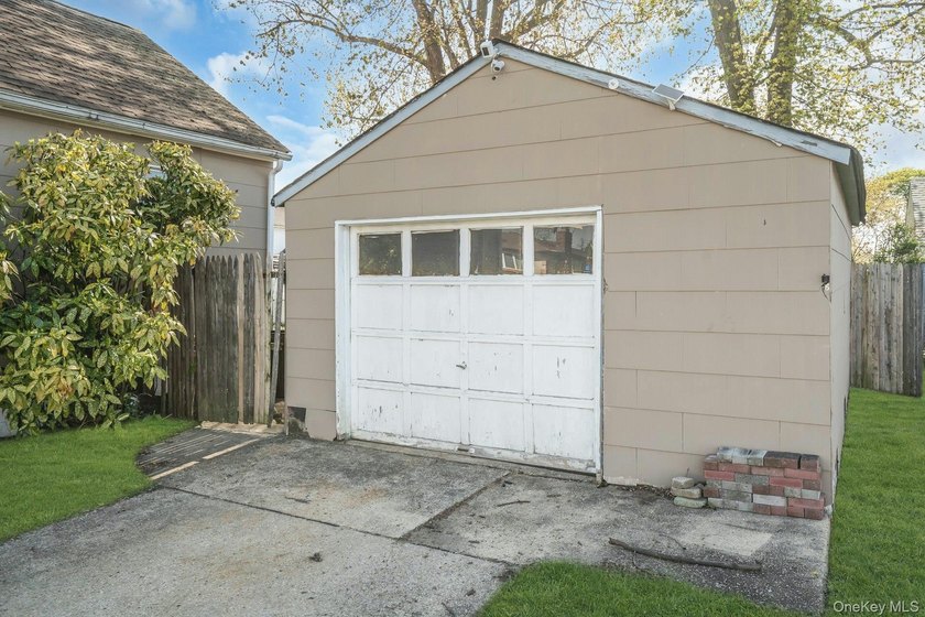 Great starter house! Make this home your own! Located close to - photo 13
