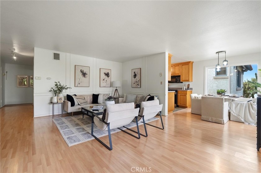 Welcome to this warm and inviting condo nestled in the heart of - photo 3
