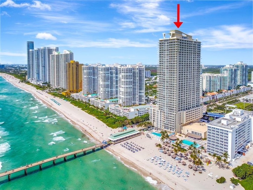 Exclusive pied-a-terre at La Perla Condominium in Sunny Isles - photo 16
