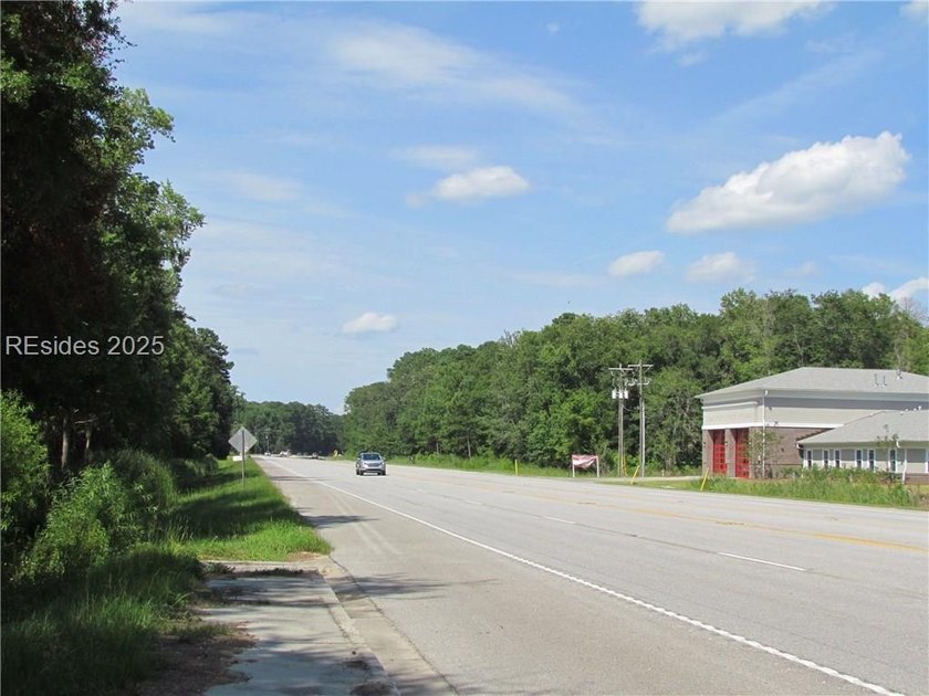 1.23 acres in the town of Port Royal with 495 ft of highway - photo 5